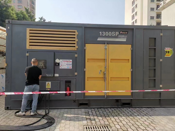 防城500KW发电机组冬季应该配多大的启动电瓶？